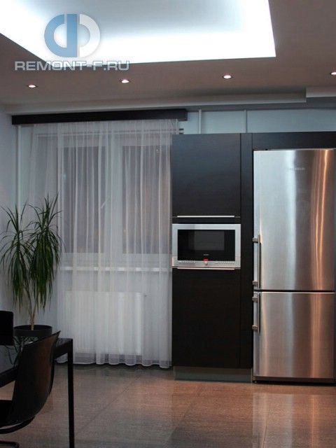 Отделка двухкомнатной квартиры в новостройке на Новом Арбате. Фото кухни