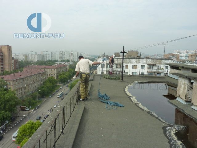 Герметизация швов на Судостроительной фото 2010 года