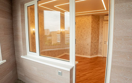 Ремонт балкона в четырёхкомнатной квартире 126 кв.м в стиле неоклассика15