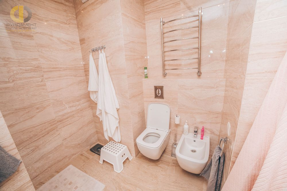 Дизайн интерьера ванной в трёхкомнатной квартире 72 кв.м в стиле лофт – фото 80