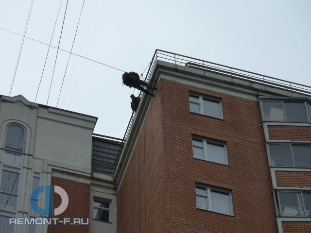 Монтаж баннеров на Тихомирова, 1 фото 2009 года Монтаж баннеров на Тихомирова, 1 фото 2009 года