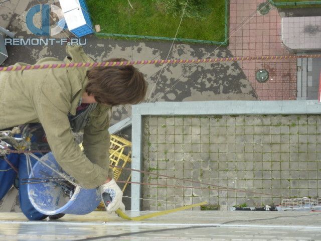 Монтаж рекламного баннера на ул.Перерва фото 2010 года Монтаж рекламного баннера на ул.Перерва фото 2010 года