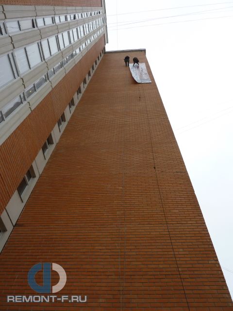 Монтаж баннеров на Тихомирова, 1 фото 2009 года Монтаж баннеров на Тихомирова, 1 фото 2009 года