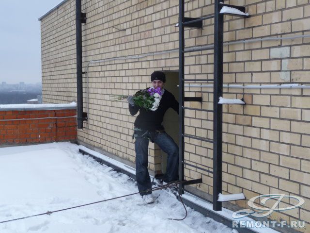 Необычное поздравление на РенТВ фото 2009 года Необычное поздравление на РенТВ фото 2009 года