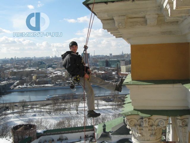 Новоспасский монастырь на Крутицком холме фото 2010 года Новоспасский монастырь на Крутицком холме фото 2010 года