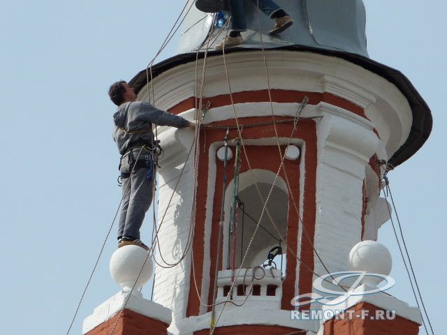 Реставрация колокольни Знаменского Собора на Варварке фото 2009 года