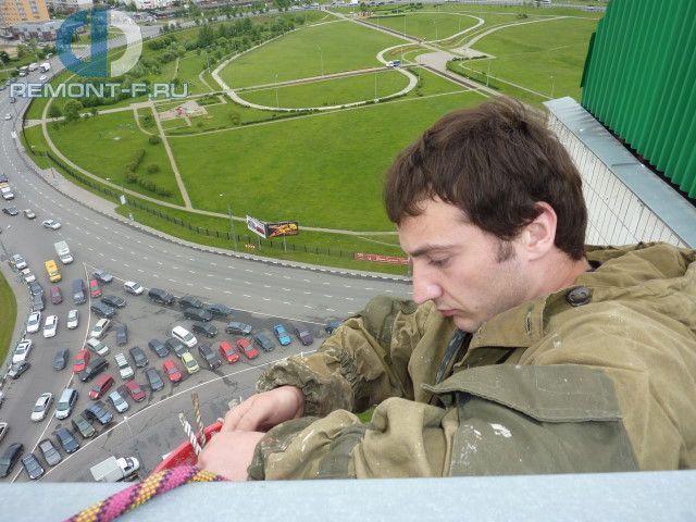 Монтаж рекламного баннера на ул.Перерва фото 2010 года Монтаж рекламного баннера на ул.Перерва фото 2010 года