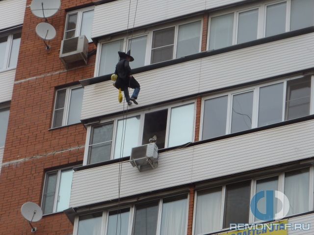 Оригинальное поздравление с днем рождения на Мичуринском фото 2009 года Оригинальное поздравление с днем рождения на Мичуринском фото 2009 года