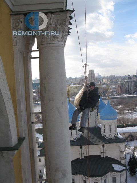 Новоспасский монастырь на Крутицком холме фото 2010 года Новоспасский монастырь на Крутицком холме фото 2010 года