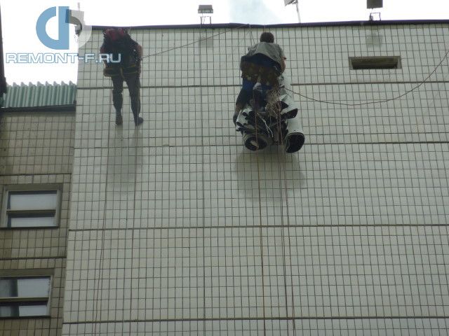 Монтаж рекламного баннера на ул.Перерва фото 2010 года Монтаж рекламного баннера на ул.Перерва фото 2010 года