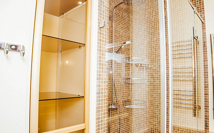 Ремонт ванной в трёхкомнатной квартире 86 кв.м в классическом стиле11