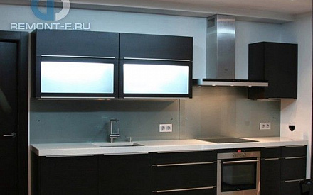 Отделка двухкомнатной квартиры в новостройке на Новом Арбате. Фото кухни