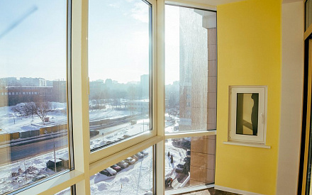 Ремонт балкона в трёхкомнатной квартире 86 кв.м в классическом стиле6