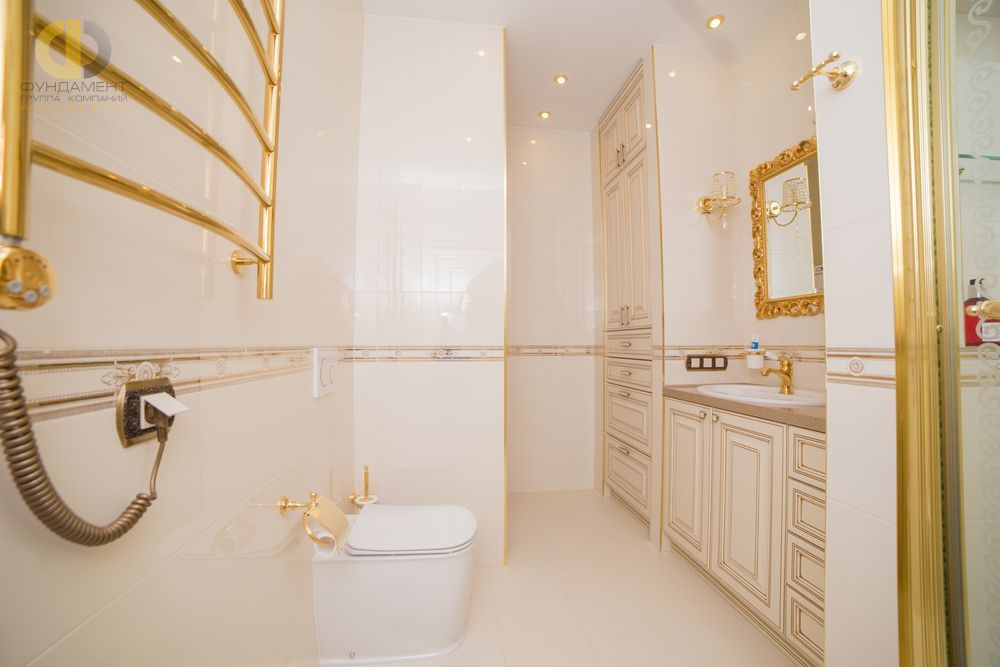 Фото ремонта ванной в трехкомнатной квартире 100 кв. м в классическом стиле