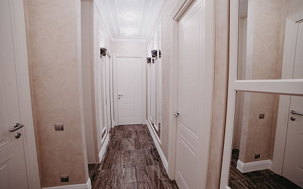 Ремонт коридора в двухкомнатной квартире 44 кв.м в стиле современная классика9